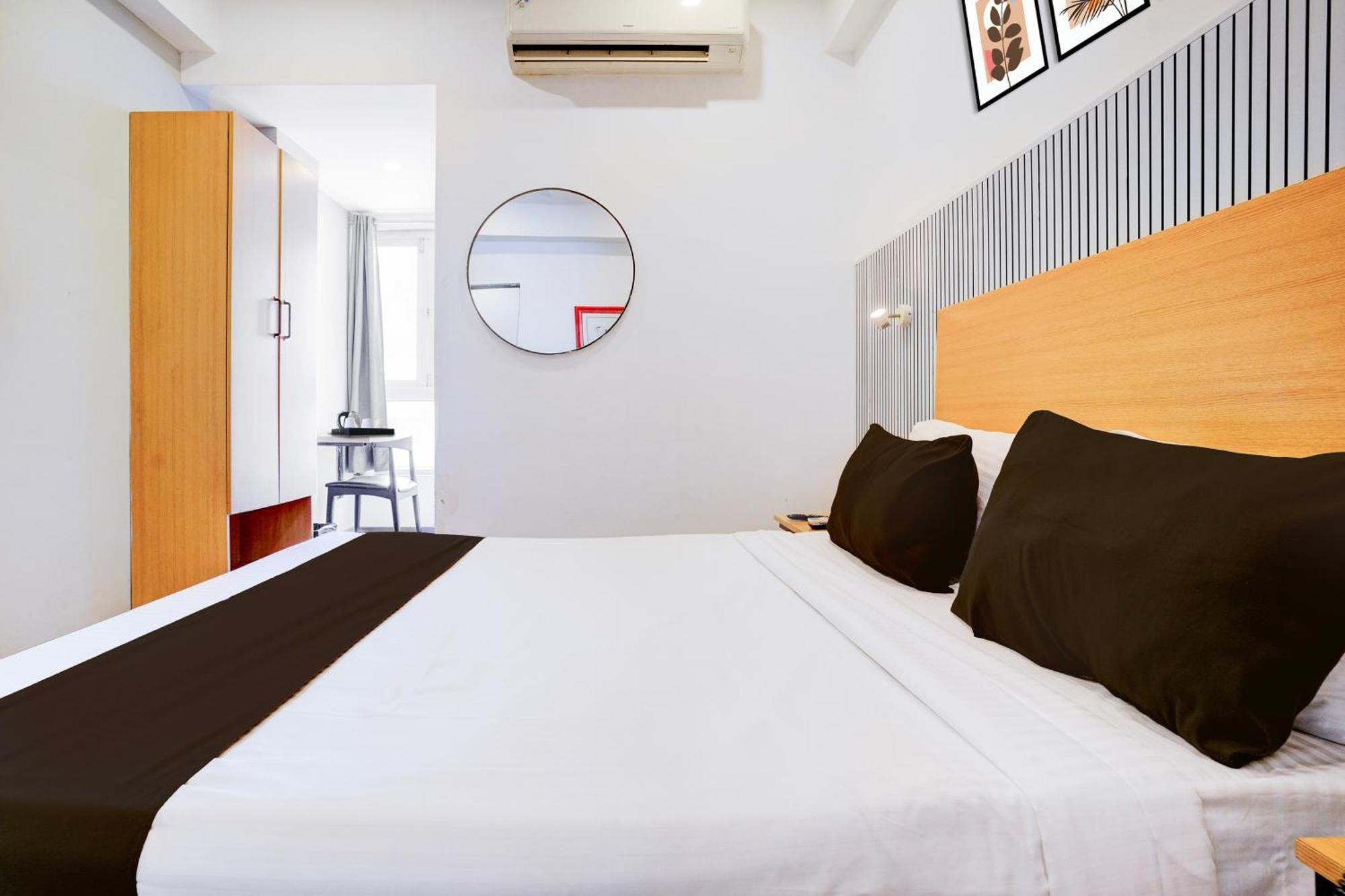 Townhouse Khar The Habitat Hotel มุมไบ ภายนอก รูปภาพ